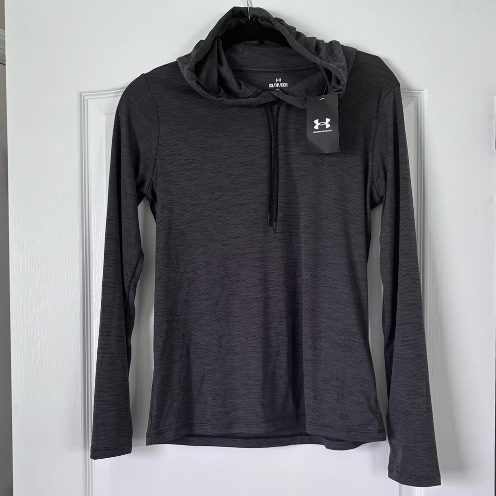 🆕{Under Armour} Dark Gray Pullover Hoodie